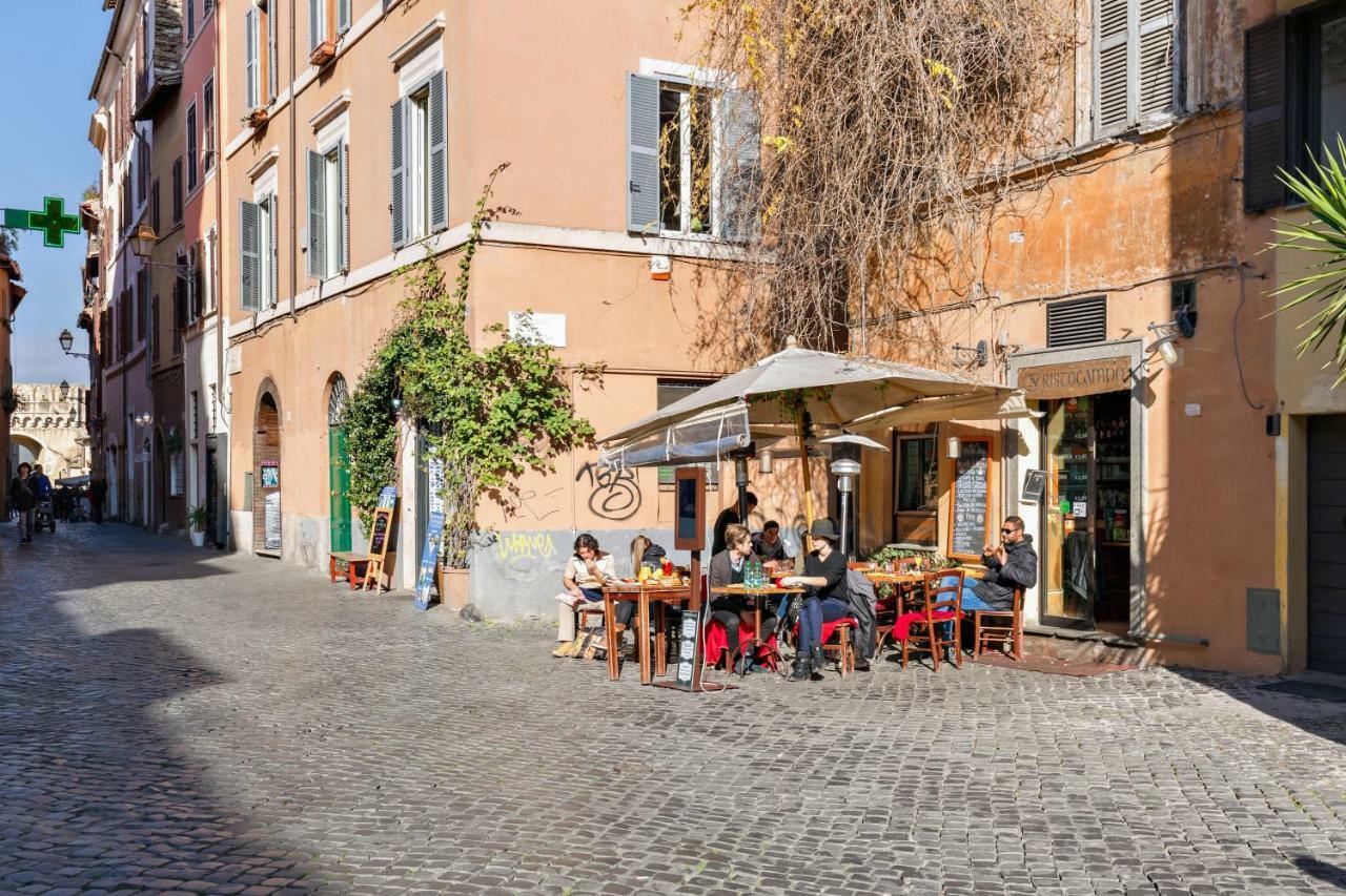 Enchanting Loft In Trastevere Rome Luaran gambar